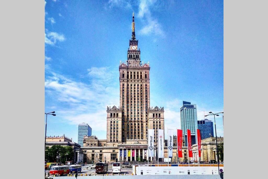W Samym Centrum Na Grzybowskiej Warsawa Bagian luar foto
